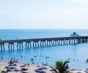 picture of beach and pier