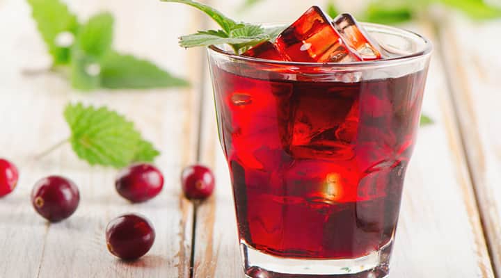 Glass of cranberry juice that can treat urinary tract infection