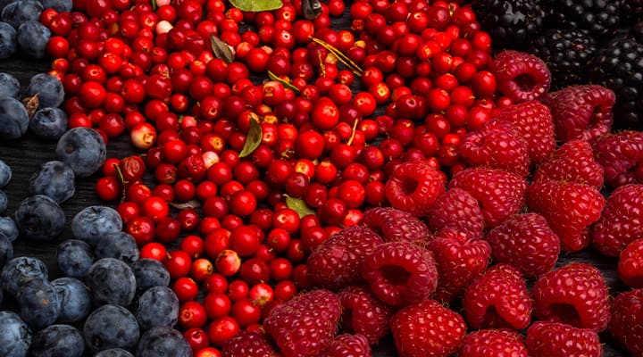 Different fruits and berries have different effects on health