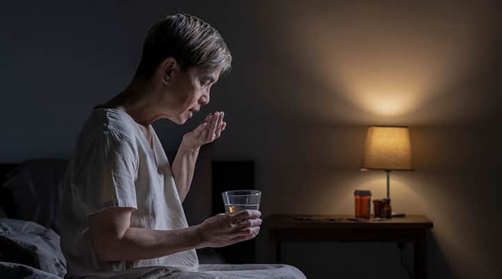 Most melatonin is recommended about 30 minutes before bedtime.