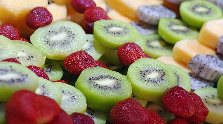 Strawberries and kiwis are anti-aging fruits