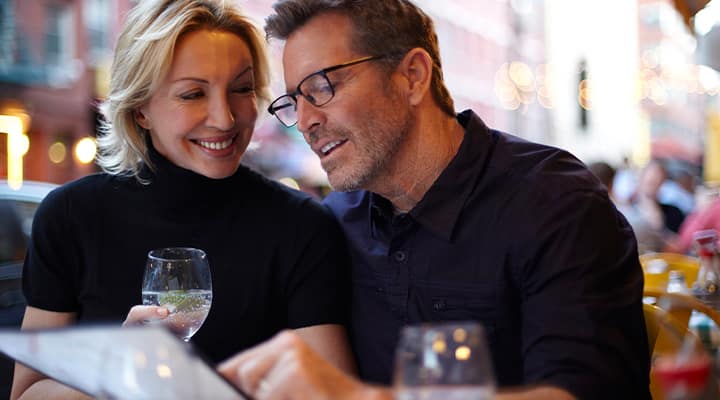 Men can take supplements that support their sex drive.