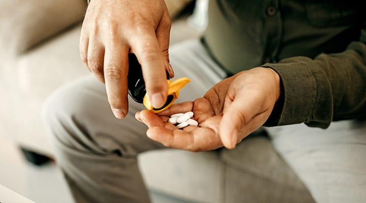 Daily supplements for men can support specific health goals.