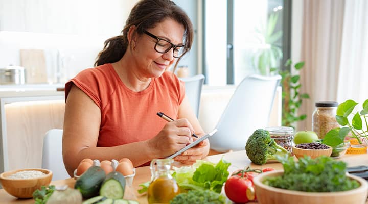 A food diary can help you track food sensitivity.