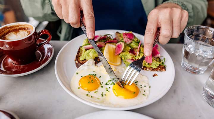 Eggs are a good source of vitamin B12